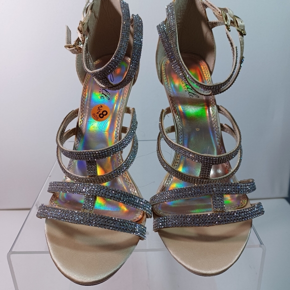 CAMILLE La Vie, Gold Strappy Heels Sandal, Size 8.5 - Picture 4 of 16